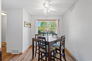 18-web-or-mls-6288 Meadowlark Ln N-18.jpg