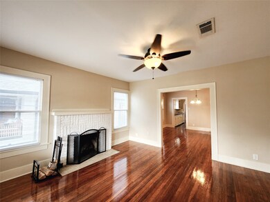 729 E 17th St, Houston, TX 77008 - photo 2