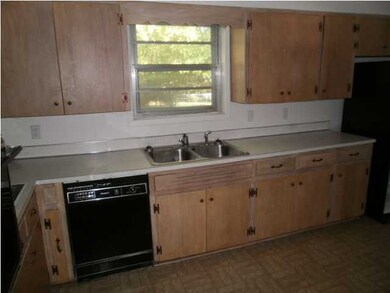 2018 Eugenia Ave NW, Cleveland, TN 37311 - photo 4