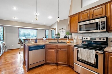 618 Autumn Ridge, Newton, KS 67114 - photo 5