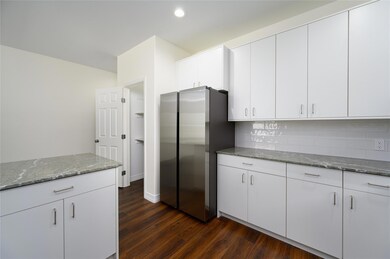 617 W Elm St, Denison, TX 75020 - photo 7