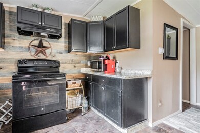 19002 Stonewall Rd Cr 669a, Alvin, TX 77511 - photo 4