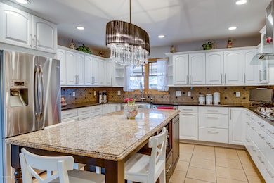 10044 W Cumberland Dr, Sun City, AZ 85351 - photo 3