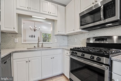 1738 Osage St, Alexandria, VA 22302 - photo 5