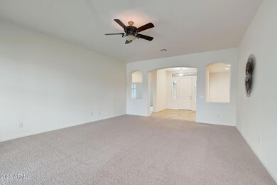 15-web-or-mls-N 57th Dr-015