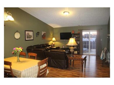 3025 Limber Pine Dr, Whiteland, IN 46184 - photo 3