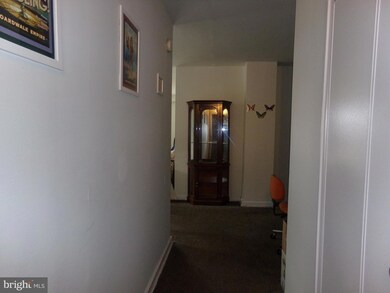 Wildman Arms Condominiums unit C406, Lansdowne, PA 19050 - photo 4