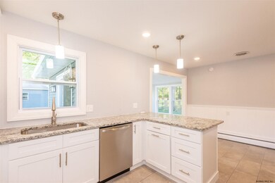 3 Parkview Dr, Rensselaer, NY 12144 - photo 5