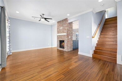 616 W Poplar St, Rogers, AR 72756 - photo 3