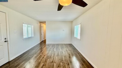 747 Lewelling Blvd unit SPC 22, San Leandro, CA 94579 - photo 5