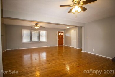 806 Hill St, Shelby, NC 28152 - photo 2