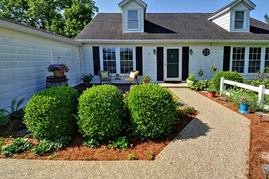 9510 Thixton Ln, Louisville, KY 40291 - photo 3