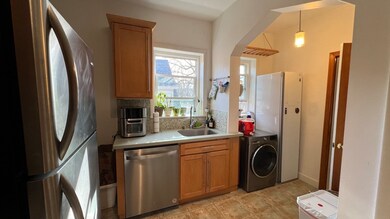 176 Naples Rd unit 11, Brookline, MA 02446 - photo 5