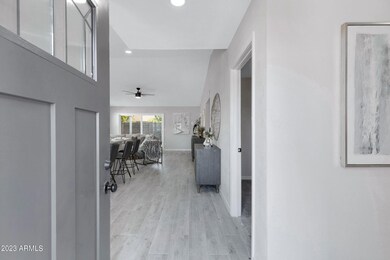 1531 W Chilton St-5