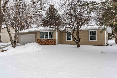 3810 Carlton Dr, Cedar Falls, IA 50613 - photo 3