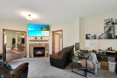 51 6th Ave N, Fargo, ND 58102 - photo 5