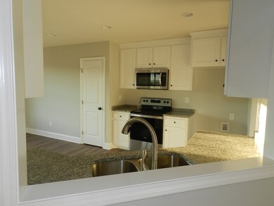 543 Morgan Dr, Gaffney, SC 29341 - photo 3