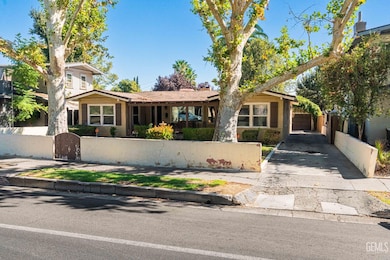 160 Oleander Ave, Bakersfield, CA 93304 - photo 5