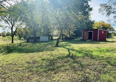 124 County Road 423, Comanche, TX 76442 - photo 7