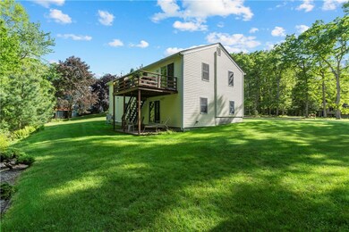 370 Maureen Cir, Mapleville, RI 02839 - photo 3