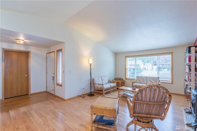 2524 Woodfield Loop SE, Olympia, WA 98501 - photo 4