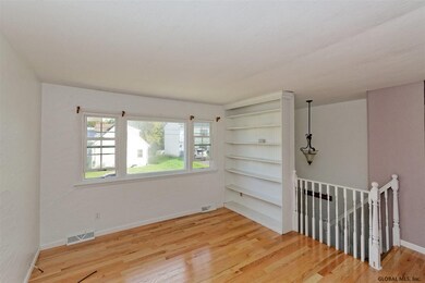 19 Delaware Ave, Rensselaer, NY 12144 - photo 4