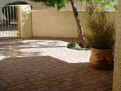 Cobblestone front courtyard