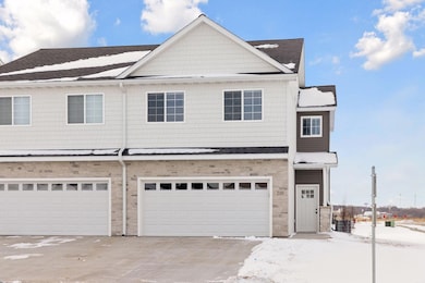 628 Franklin St, Roberts, WI 54023 - photo 3