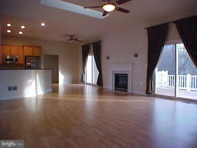 6575 Twilight Glow Dr, Sykesville, MD 21784 - photo 5