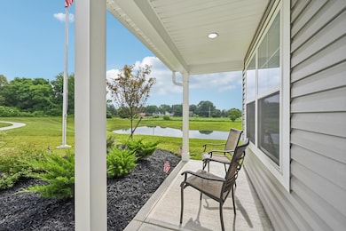 5987 Hollett Dr S, Columbus, OH 43232 - photo 2