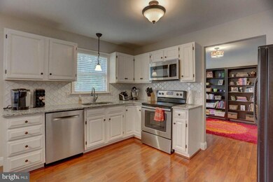 103 Strickler Run Dr, Columbia, PA 17512 - photo 5