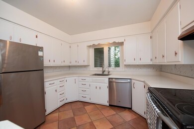 2307 Sycamore Ln, West Lafayette, IN 47906 - photo 7