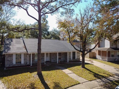 15303 Sterling Lake Dr, Houston, TX 77095 - photo 3