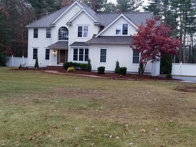 26 Talbott Farm Dr, Mendon, MA 01756 - photo 2