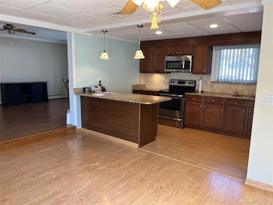 10 Pine St N, Lake Grove, NY 11755 - photo 6