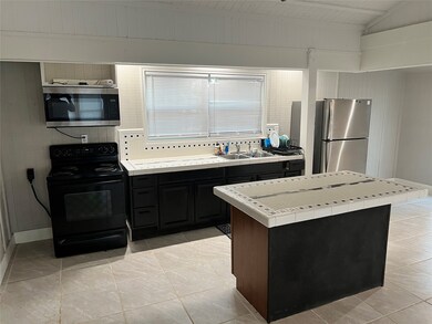 17302 Mathis Rd, Waller, TX 77484 - photo 3