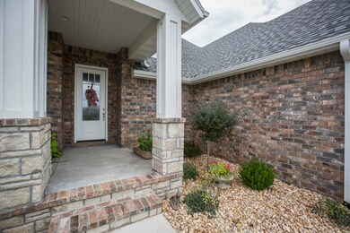 875 E Edenmore Cir, Nixa, MO 65714 - photo 4