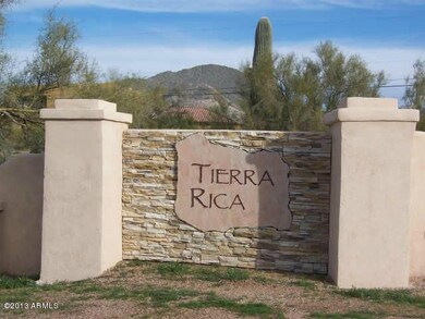 Tierra Rica Sign 2
