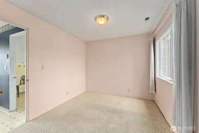 814 Eshom Rd, Centralia, WA 98531 - photo 7