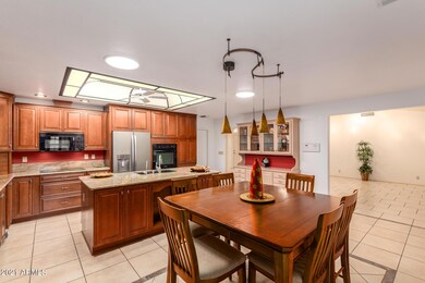 Outstanding Kitchen!