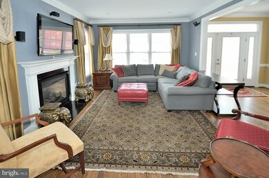 6907 Willow St, Falls Church, VA 22046 - photo 4