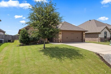 534 Clearwater Place, Granbury, TX 76049 - photo 3