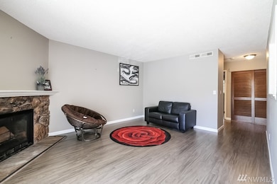 14132 74th Place NE unit 16C, Kirkland, WA 98034 - photo 5