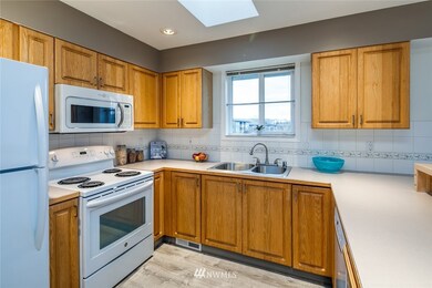 545 W Kellogg Rd, Bellingham, WA 98226 - photo 4