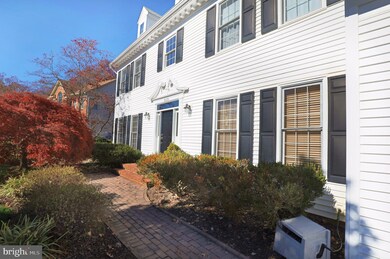 9410 Meadow Crossing Way, Fairfax Station, VA 22039 - photo 4