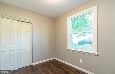 318 Reiff Ave, Pottstown, PA 19465 - photo 7