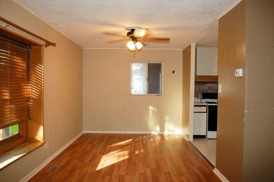 334 Tulsa Ave, Carpentersville, IL 60110 - photo 3