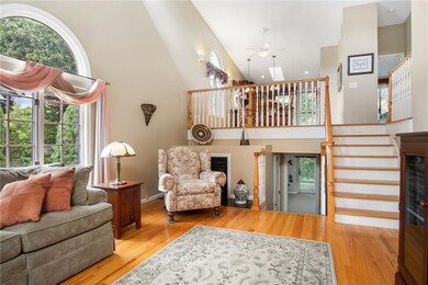 11 College Hill Rd unit 1B, Warwick, RI 02886 - photo 5