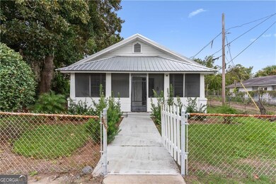 1009 K St, Brunswick, GA 31520 - photo 2