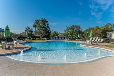 37-web-or-mls-Redstone Commons Amenites